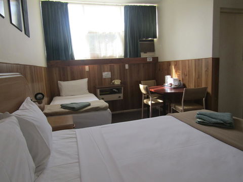 Twin City Motor Inn - Sunshine Coast Tourism 30