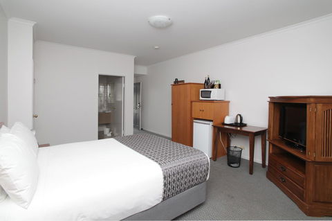 Quality Inn & Suites The Menzies - Sunshine Coast Tourism 7