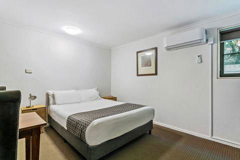 Quality Inn & Suites The Menzies - Sunshine Coast Tourism 3