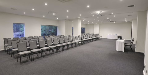 Mercure North Melbourne - Holiday Sunshine Coast 8