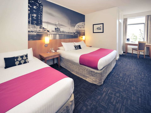 Mercure North Melbourne - Holiday Sunshine Coast 2