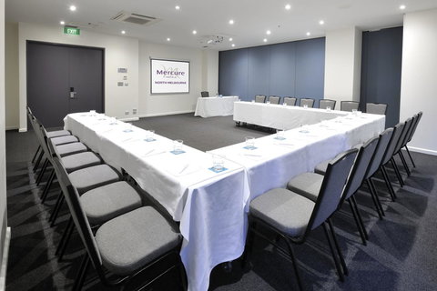 Mercure North Melbourne - Holiday Sunshine Coast 38