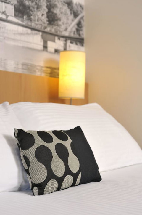 Mercure North Melbourne - Holiday Sunshine Coast 33