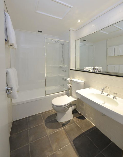 Mercure North Melbourne - Holiday Sunshine Coast 32