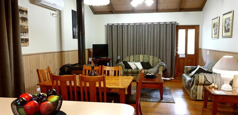 Day Dream Cottage - Sunshine Coast Tourism 8