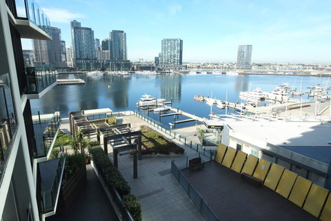 ACD Apartments - Sunshine Coast Tourism 12