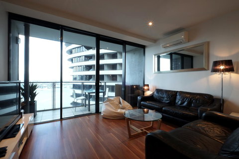 ACD Apartments - Sunshine Coast Tourism 36