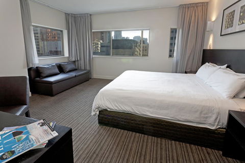 Causeway 353 Hotel - Sunshine Coast Tourism 34