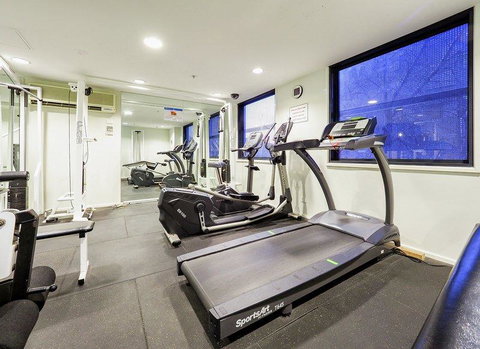 Premier Stays Melbourne - Holiday Sunshine Coast 7