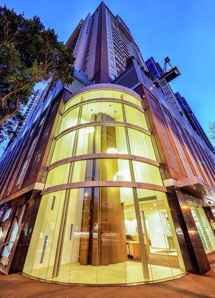 Premier Stays Melbourne - Holiday Sunshine Coast 14