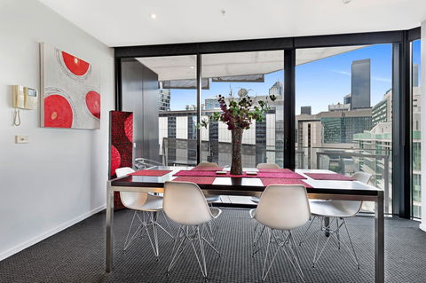 Docklands Executive Apartments - Melbourne - Holiday Sunshine Coast 12