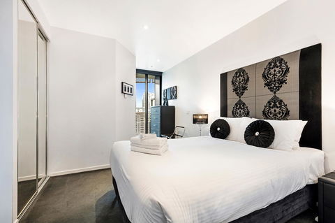 Docklands Executive Apartments - Melbourne - Holiday Sunshine Coast 9