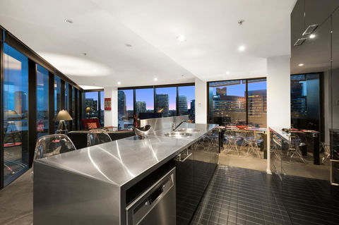 Docklands Executive Apartments - Melbourne - Holiday Sunshine Coast 14