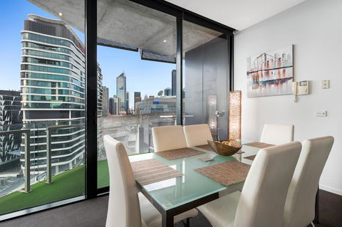 Docklands Executive Apartments - Melbourne - Holiday Sunshine Coast 36