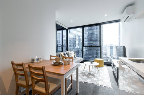 Melstay On Eporo Tower - Sunshine Coast Tourism 14