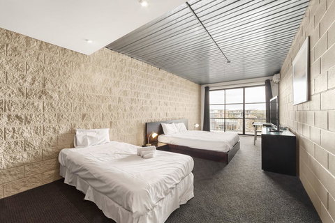 Summer House Melbourne - Holiday Sunshine Coast 15