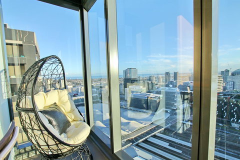 Nest-Apartments Sea View Apartments - Holiday Sunshine Coast 33