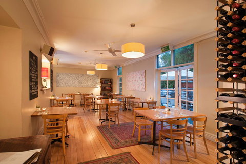 Athelstane House - Holiday Sunshine Coast 10