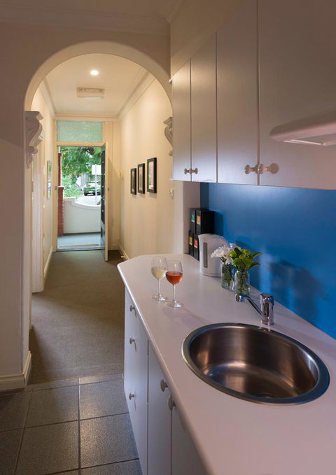 Athelstane House - Holiday Sunshine Coast 12