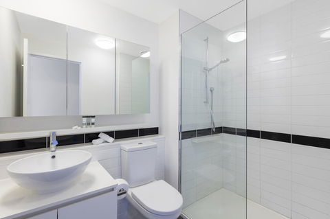 Apartments @ 350 William - Holiday Sunshine Coast 6