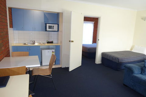 Torquay Tropicana Motel - Sunshine Coast Tourism 18