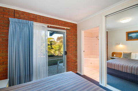 Torquay Tropicana Motel - Sunshine Coast Tourism 21