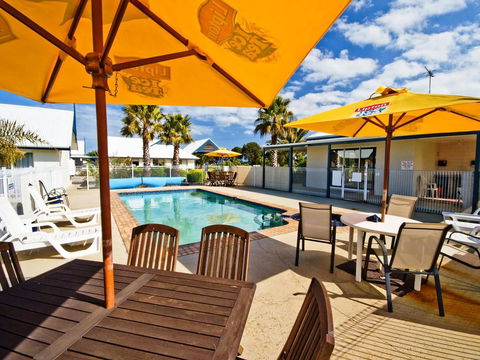 Torquay Tropicana Motel - Sunshine Coast Tourism 0