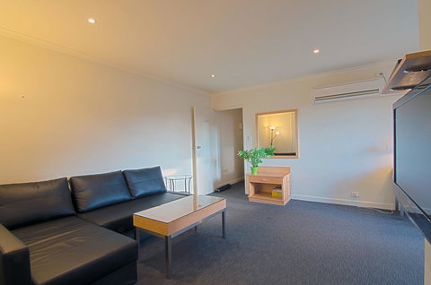 Park Squire Motor Inn & Serviced Apartments - Holiday Sunshine Coast 26