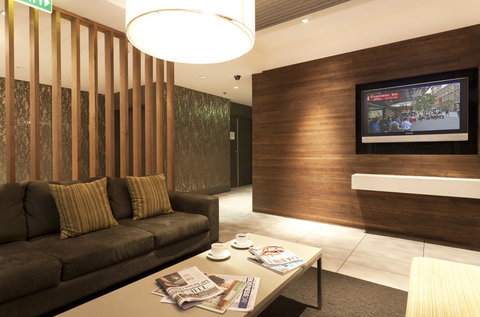 Causeway Inn On The Mall - Holiday Sunshine Coast 20