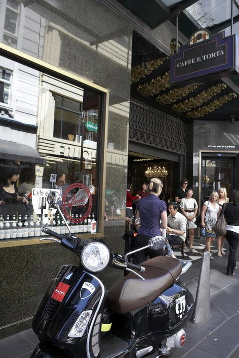 Causeway Inn On The Mall - Holiday Sunshine Coast 29