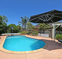 Crimea Retreat - Holiday Sunshine Coast