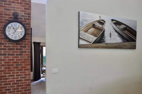 Crimea Retreat - Holiday Sunshine Coast 38