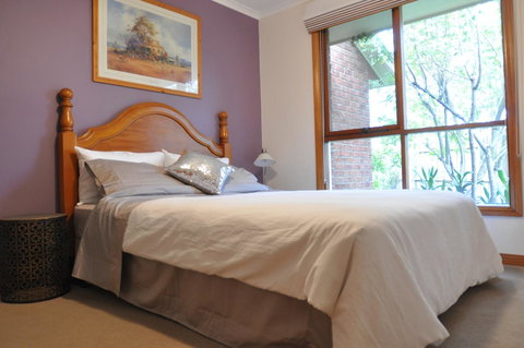 Crimea Retreat - Holiday Sunshine Coast 9