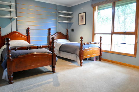 Crimea Retreat - Holiday Sunshine Coast 11