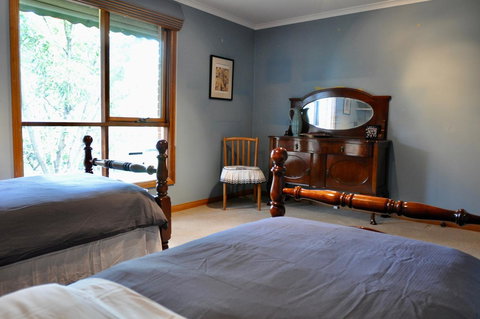 Crimea Retreat - Holiday Sunshine Coast 22