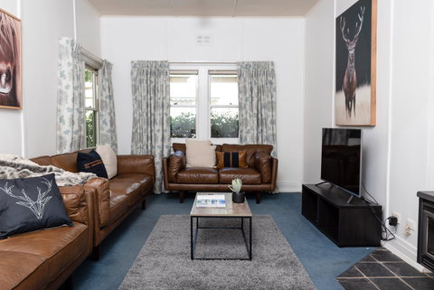 The Orchard House - Sunshine Coast Tourism 11