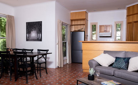 The Orchard House - Sunshine Coast Tourism 13