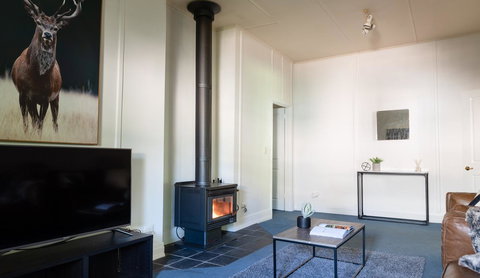 The Orchard House - Sunshine Coast Tourism 3