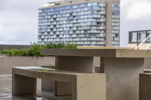 Signature Waterfront Apartments - Holiday Sunshine Coast 32