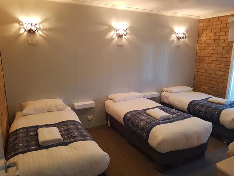 Tropicana Motor Inn - Sunshine Coast Tourism 34
