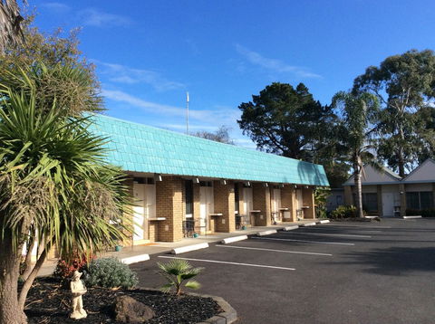 Tropicana Motor Inn - Sunshine Coast Tourism 38
