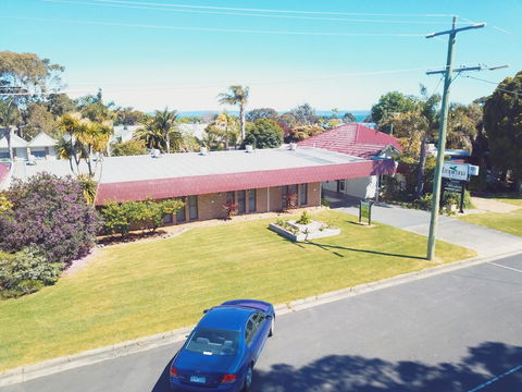 Tropicana Motor Inn - Sunshine Coast Tourism 17
