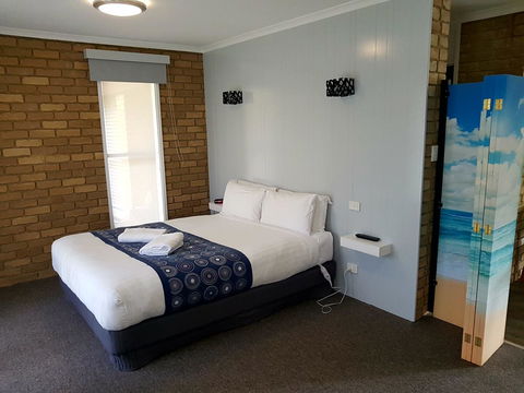 Tropicana Motor Inn - Sunshine Coast Tourism 35