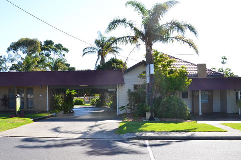 Tropicana Motor Inn - Sunshine Coast Tourism 20
