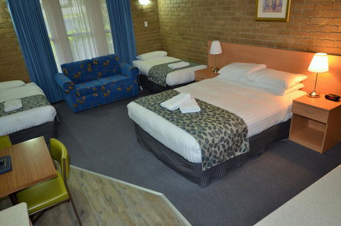 Tropicana Motor Inn - Sunshine Coast Tourism 7