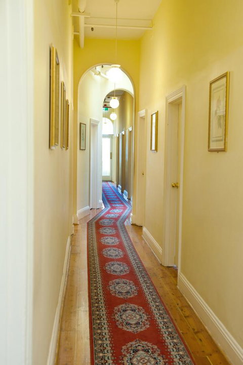 Hotel Claremont Guest House - Holiday Sunshine Coast 2