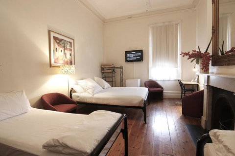 Hotel Claremont Guest House - Holiday Sunshine Coast 28