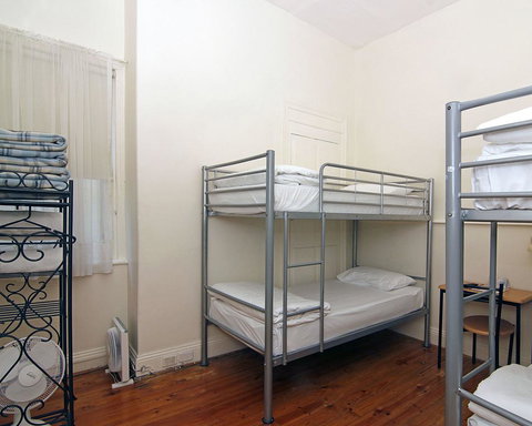 Hotel Claremont Guest House - Holiday Sunshine Coast 26