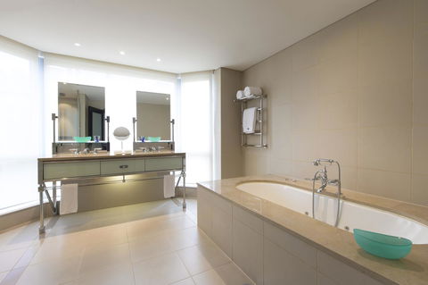 The Westin Melbourne - Sunshine Coast Tourism 4