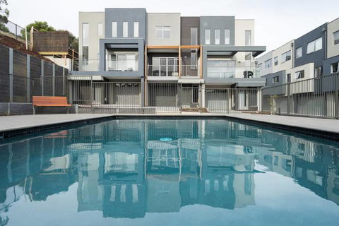 Marina Beach - Sunshine Coast Tourism 10